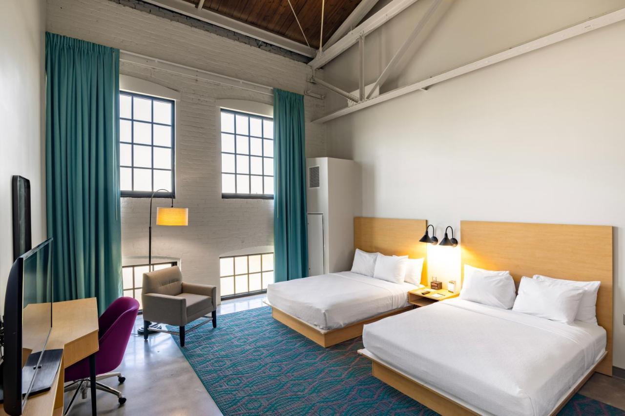 The Warehouse Hotel At Champion Mill Hamilton Exterior foto